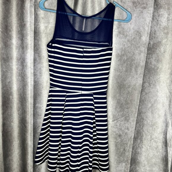 Poof Junior Navy & White Striped Mini Fit Flare Dress Coastal Nautical - Picture 5 of 7